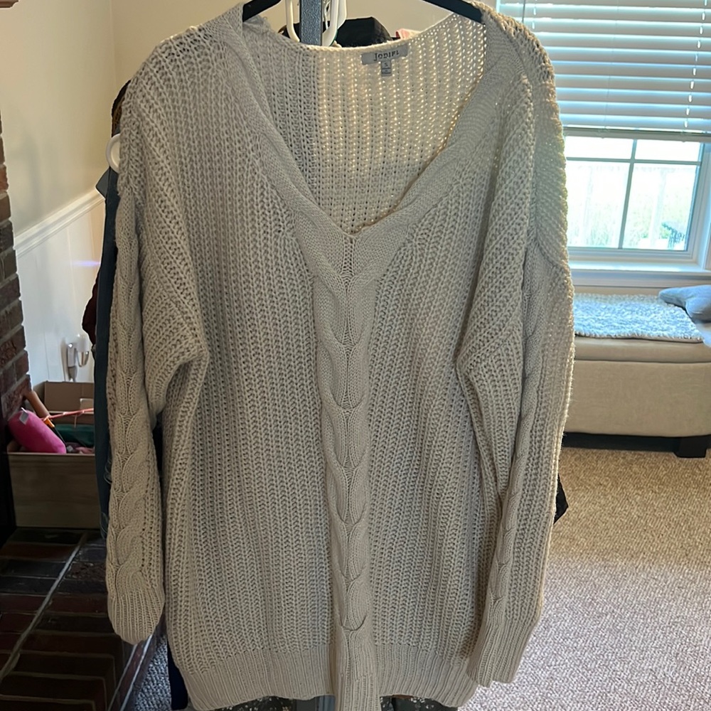 Jodifl oatmeal colored sweater with cable detail down front